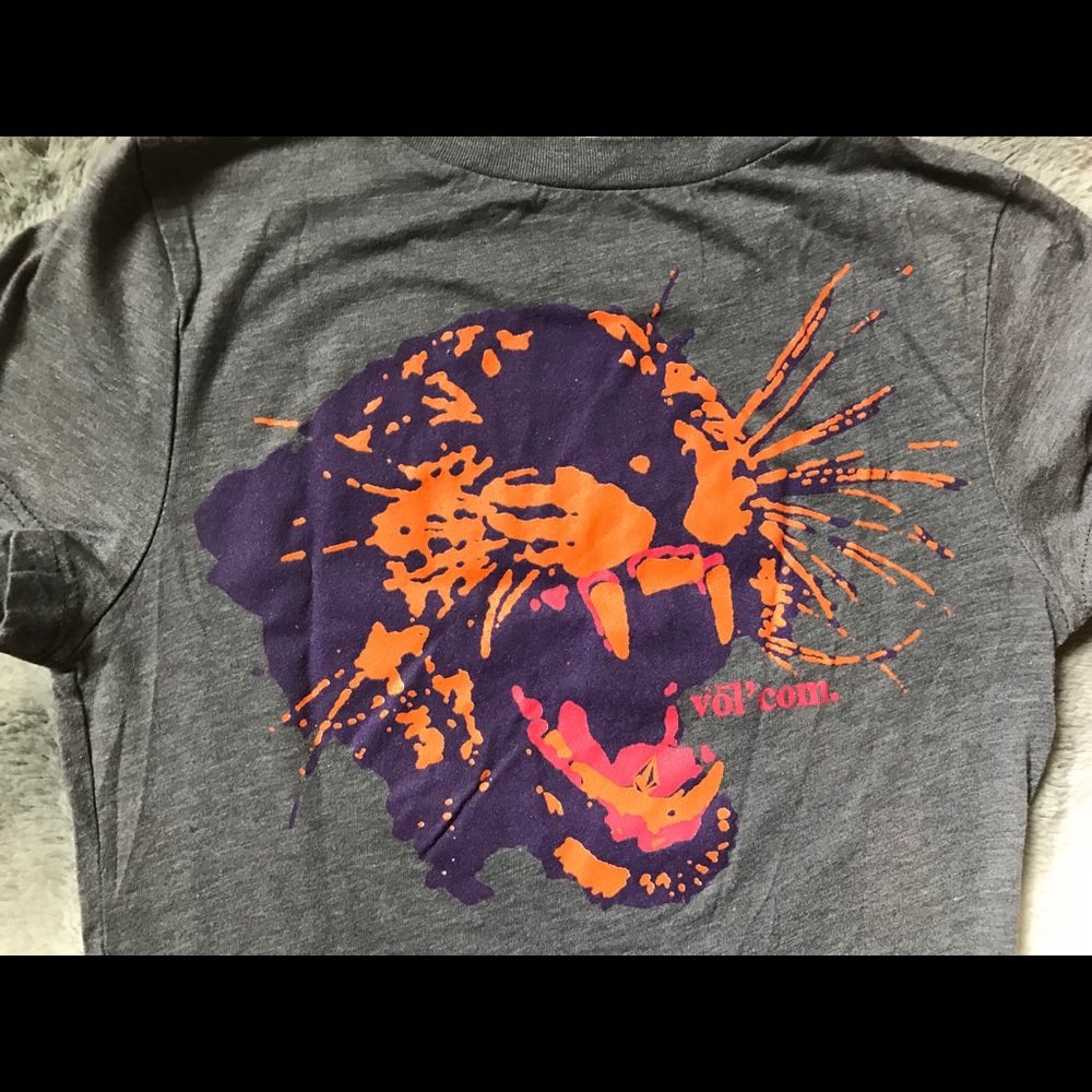Volcom T-Shirt - Picture 4 of 5